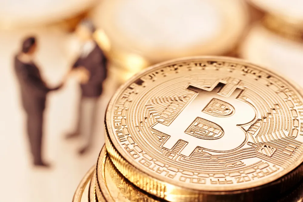 Bitwise survey says financial advisors are becoming more interested in cryptocurrency. Image: Shutterstock