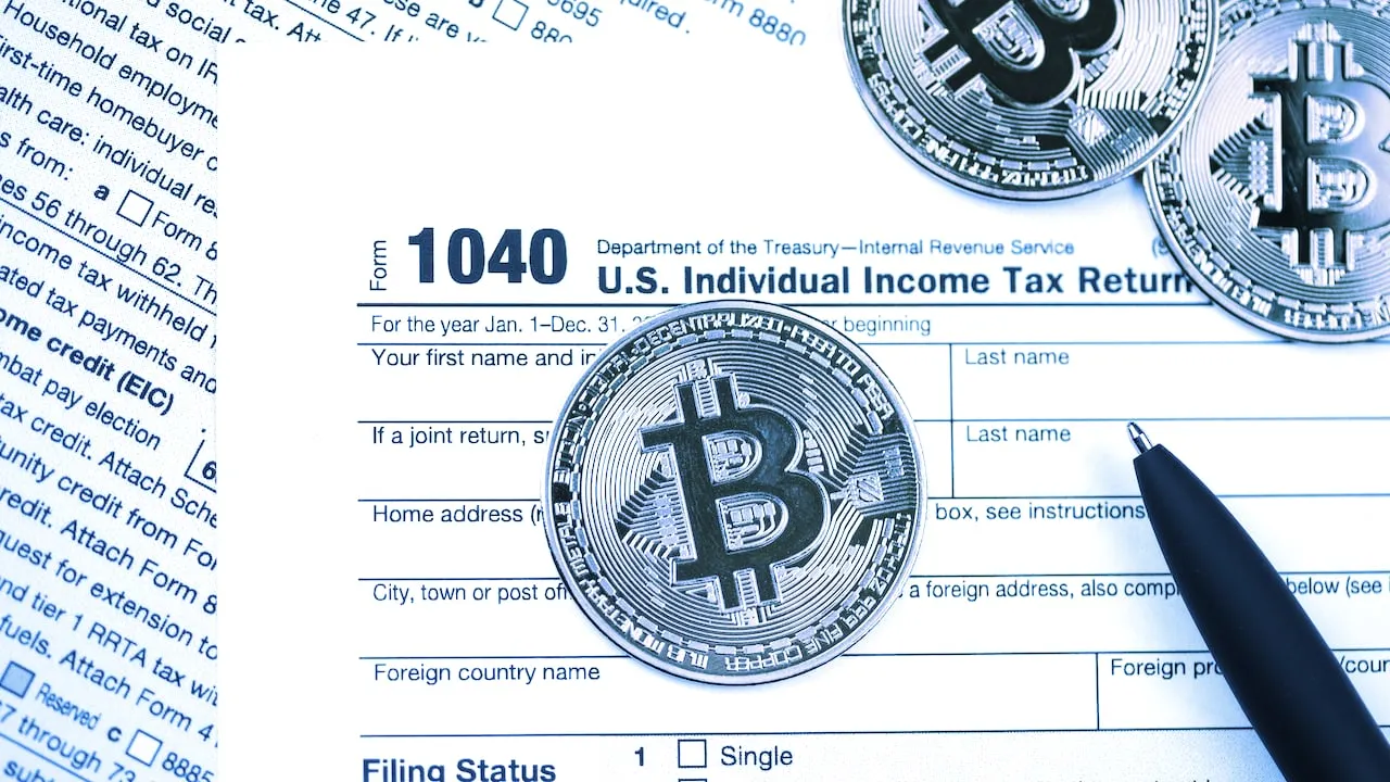 Bitcoin taxes. Image: Shutterstock