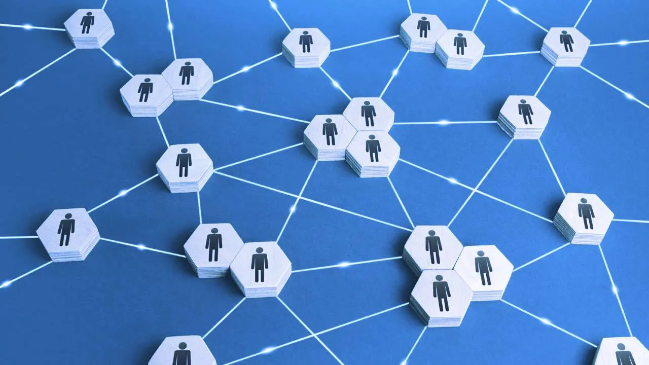 DAOs promise to decentralized the governance of companies. Image: Shutterstock